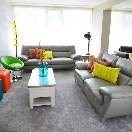 3 Lakes Хостел