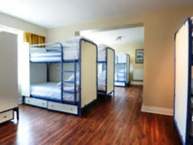 3 Lakes Albergue Killarney